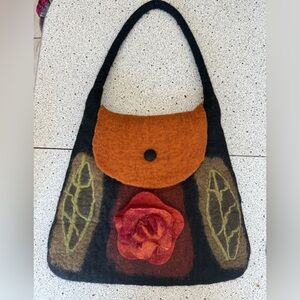 Rising Tide 100% Wool rose purse/bag red/green/black Bohemian 
‼️FREE SHIPPING‼️